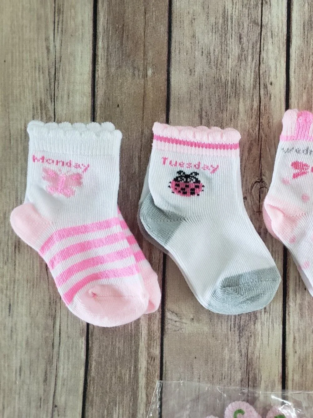 Baby Girl Days of The Week Socks And Letter Gloves